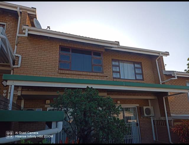 3 BEDROOM TOWNHOUSE FOR SALE IN MORNINGSIDE